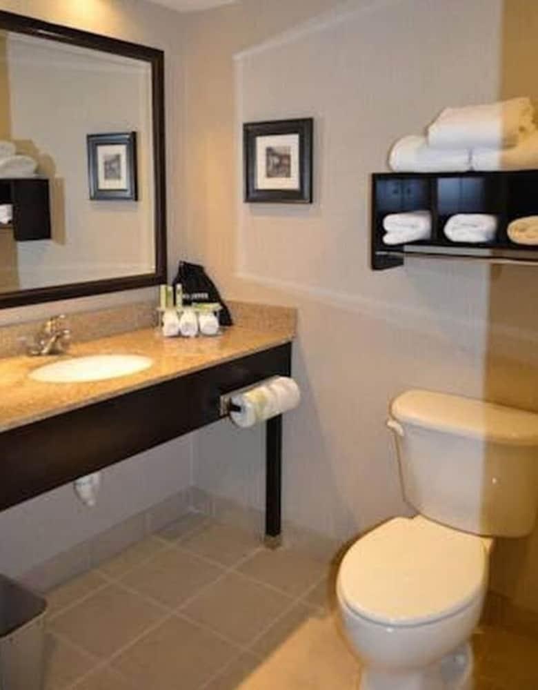 Holiday Inn Express Hotels Biddeford By Ihg Екстер'єр фото