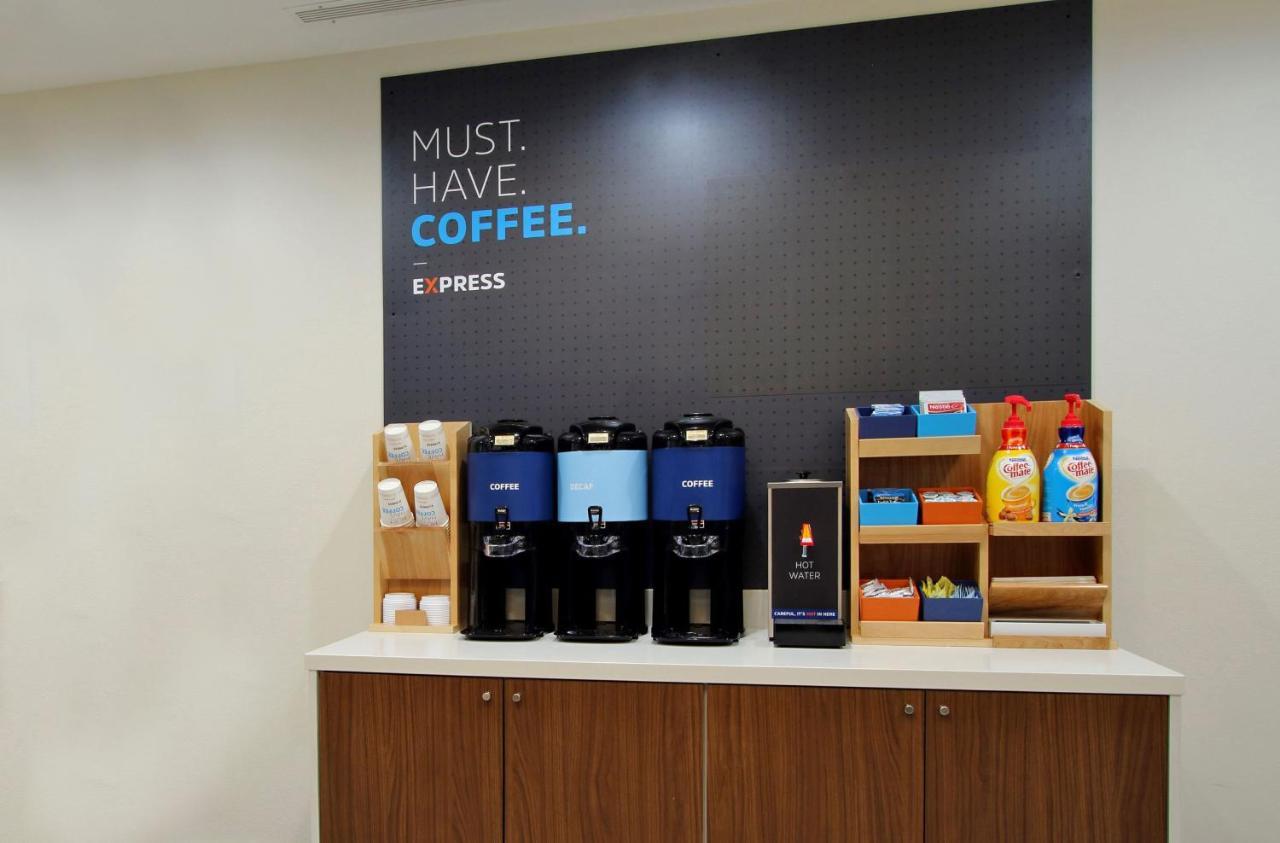 Holiday Inn Express Hotels Biddeford By Ihg Екстер'єр фото